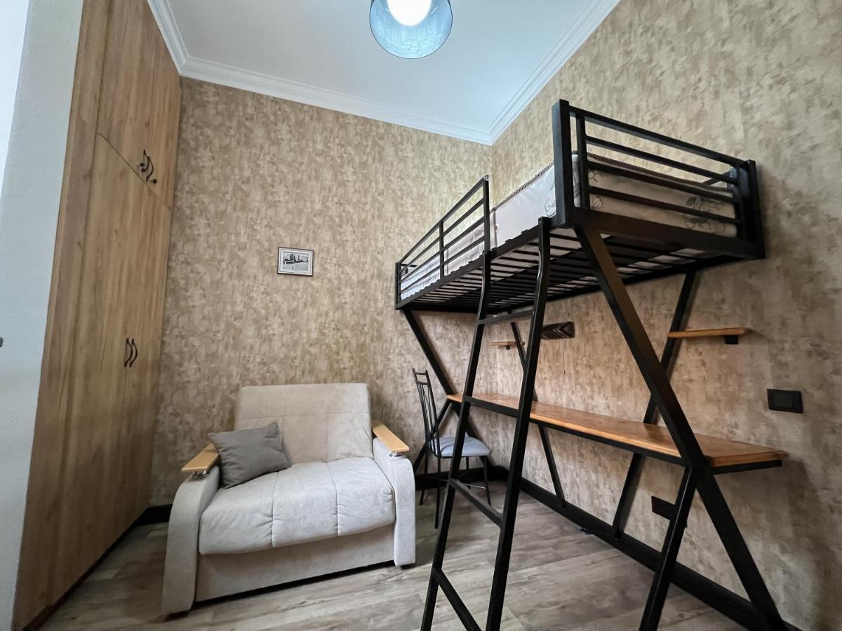 Aros Apartment Gyumri Eksteriør bilde